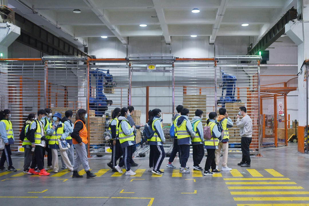 1679882830828699ie43.jpg DSC_3430-01.jpg